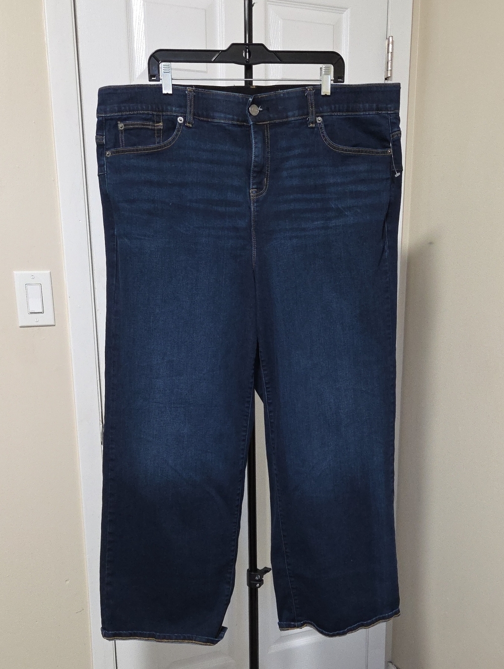 torrid Dark Indigo Ankle Straight Jeans